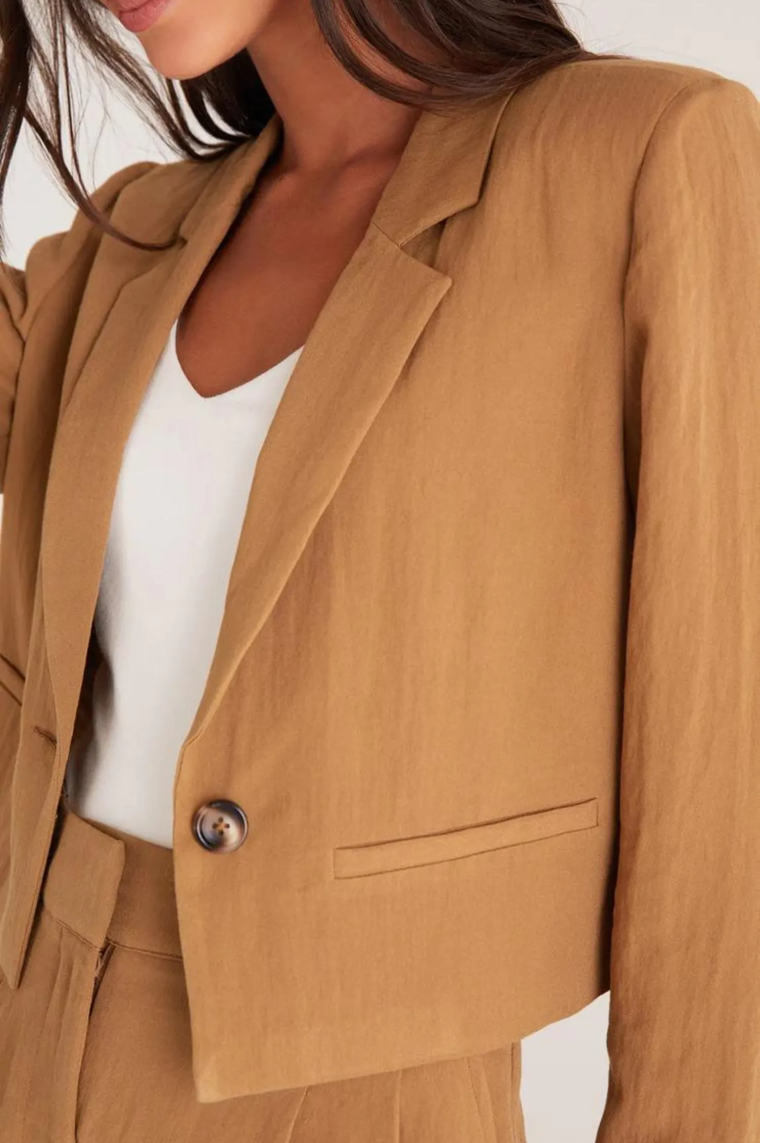 Dana Airy Cropped Blazer