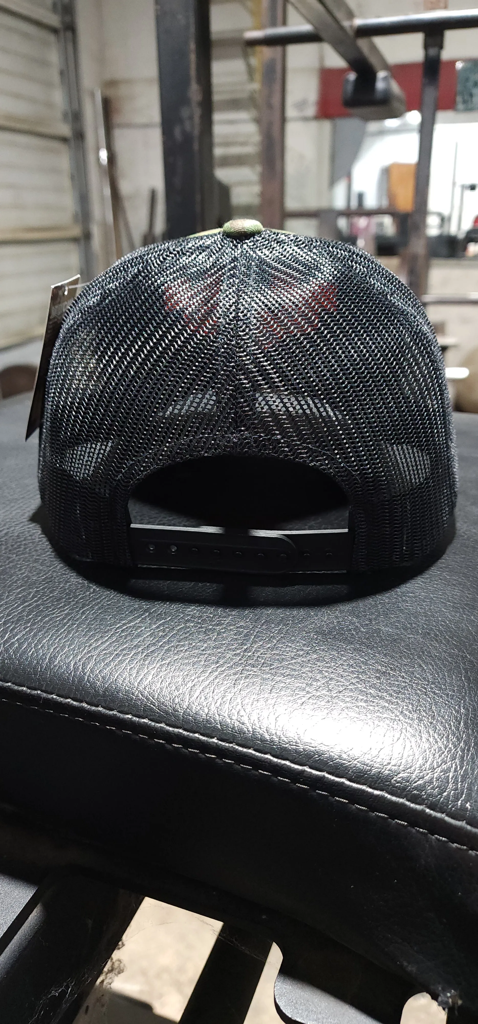 METROFLEX HARDCORE BLACK CAMO TRAINING SNAPBACK